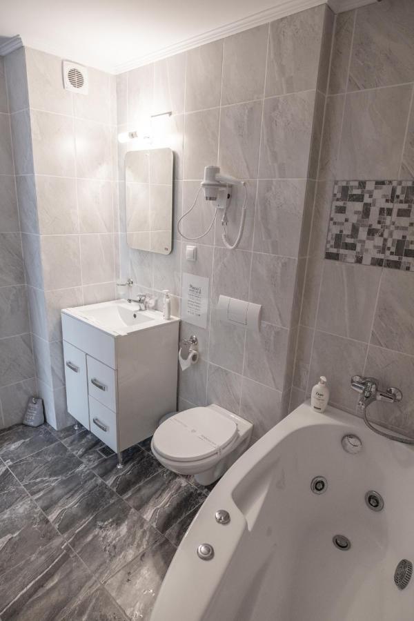 Orchid Luxury Apartment Sinaia Eksteriør billede